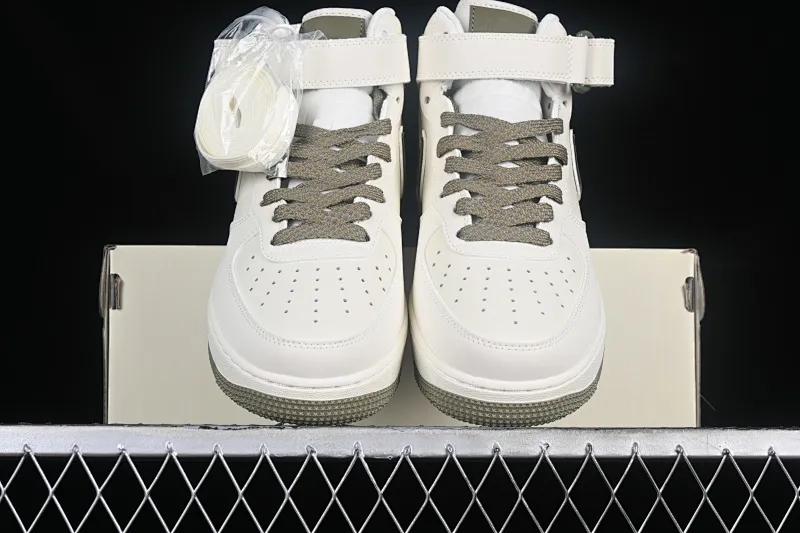 All categories Nk Air Force 1 Air Force series Nk Air Force 1 Mid Air Force mid-top Nk Air Force 1'07 Mid beige green hook Starry Air Force One mid-top casual sneakers SH0235-577